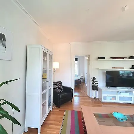 Charming Bright In Quiet Area Of Grunerlokka * Oslo
