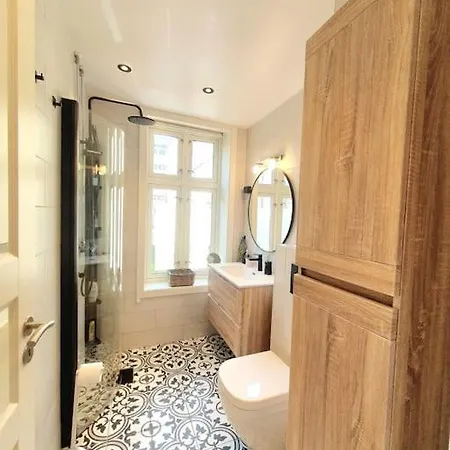 Apartment Charming Bright In Quiet Area Of Grunerlokka Oslo